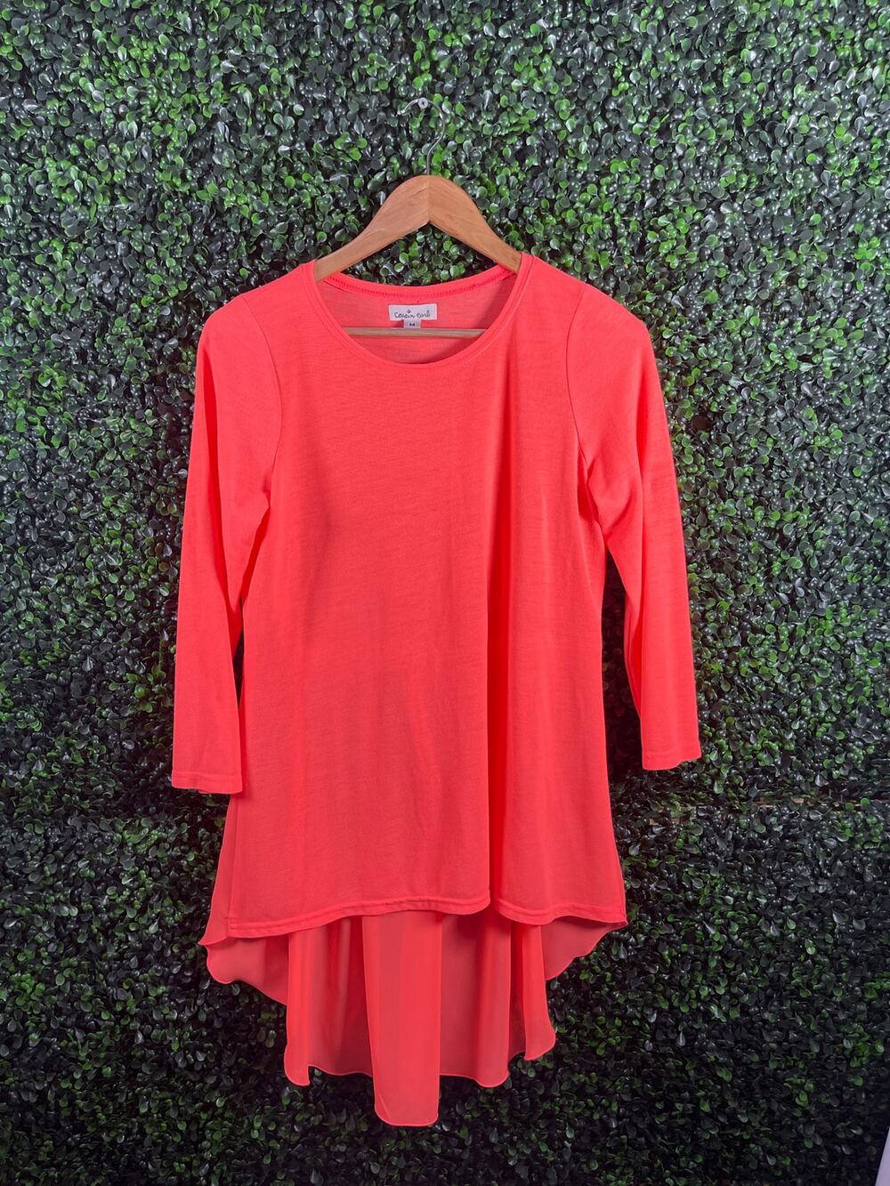 Cousin Earl, Drope Tail Blouse, Women’s Size M